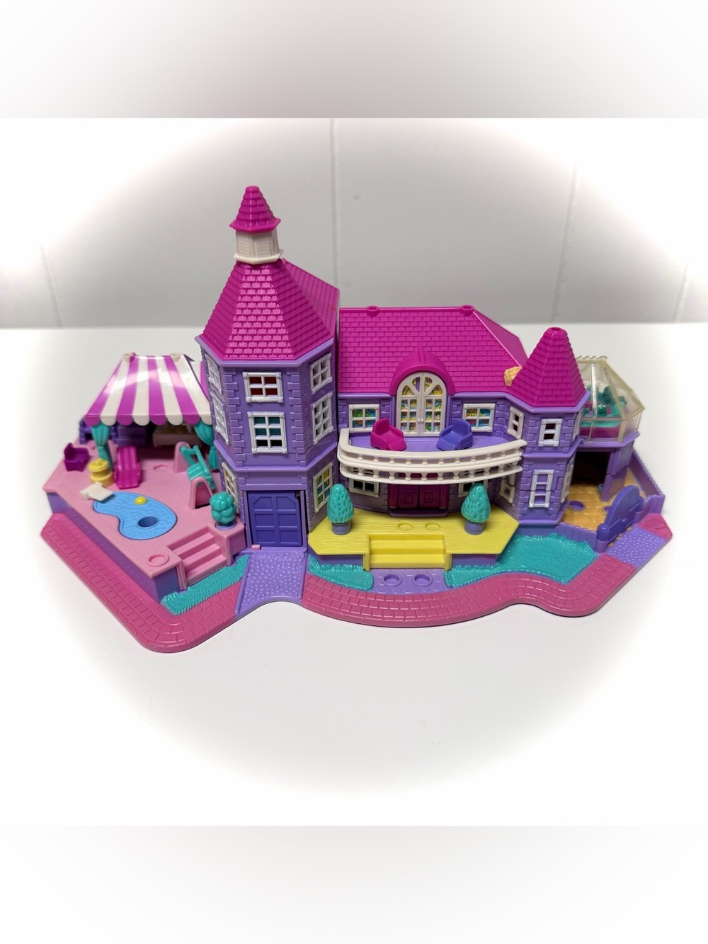 Vintage 1994 Bluebird Polly Pocket Light Up Magical Mansion